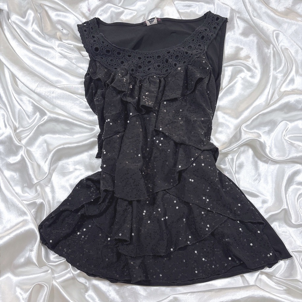 y2k Tiered Ruffle Top Black Excellent Sequin Eyelet Crochet Sleeveless Cocomo